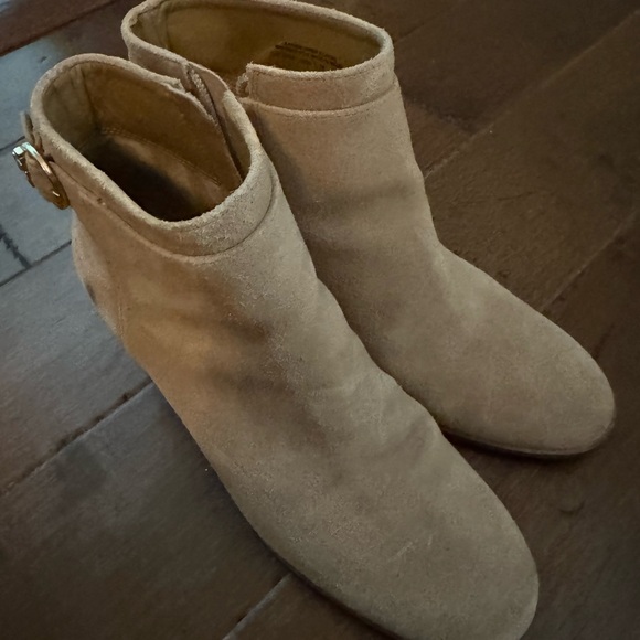 Tory Burch Sofia Suede microsuede bootie - Picture 5 of 6